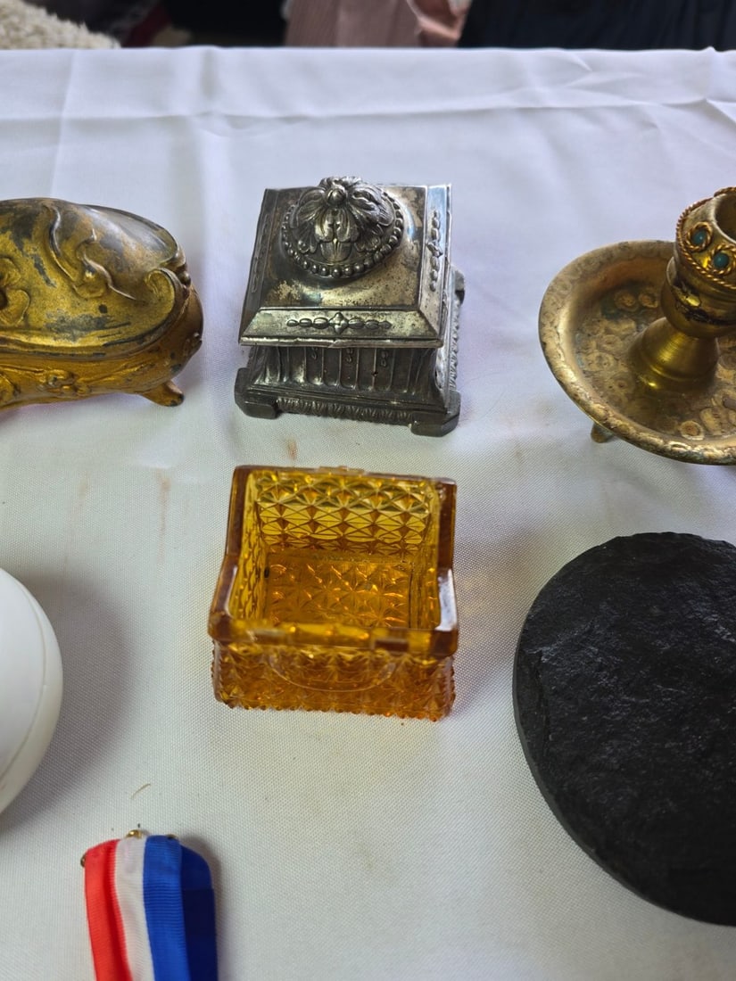 Collection of Decorative Objects, Medals, and Collectibles - 6