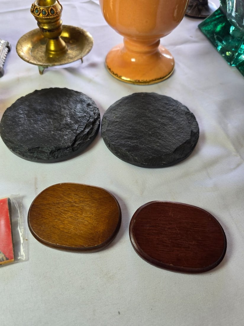 Collection of Decorative Objects, Medals, and Collectibles - 8