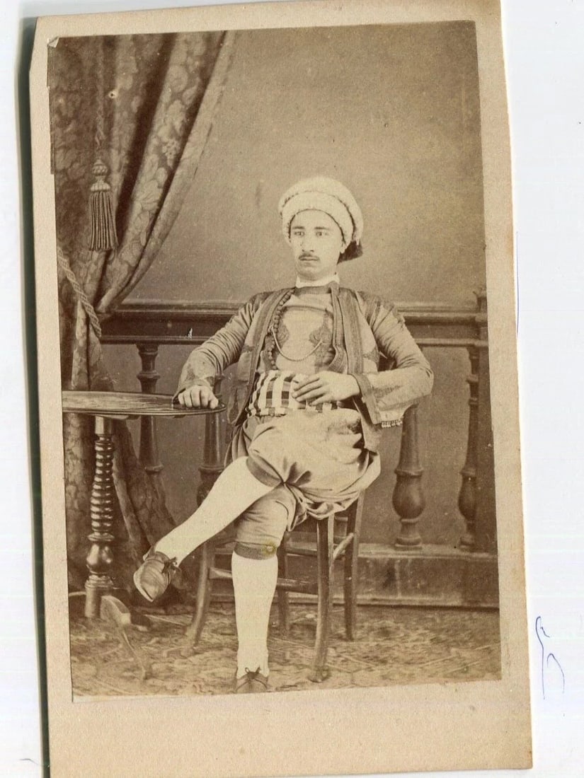 1870 CDV Portrait Man Tunis Photo – Orientalist Man with Turban - 2