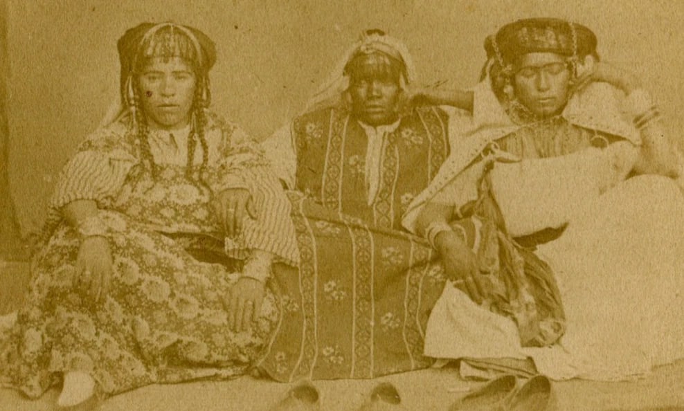 Ouled Nail Tribe Women – Orientalist Algeria Portrait 1870 CDV Photo: Title: Ouled Nail Tribe Women – Orientalist Algeria Portrait 1870 CDV Photo Description: Rare CDV showing women of the Ouled Nail tribe, known for their ornate jewelry and distinct cultural