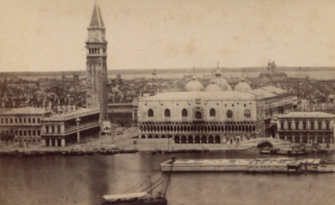 Palazzo Barbaro Venezia Italy - Antique CDV Photographs: Title: Palazzo Barbaro Venezia Italy - Antique CDV Photographs Description: Albumen print mounted on CDV card Dimension: Approx 6.3 x 10.3cm Reserve: $40.00 Shipping: Domestic: Flat-rate o