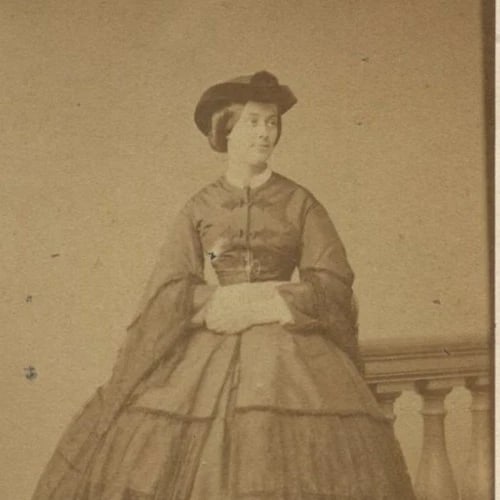 Marquise de Talhouët Portrait Royal - Antique CDV Photographs - 7