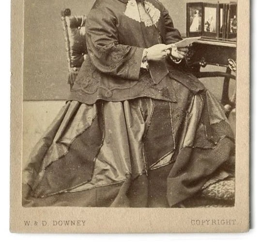 Queen Victoria Albumen - CDV Photo c. 1870 British Royalty - 4