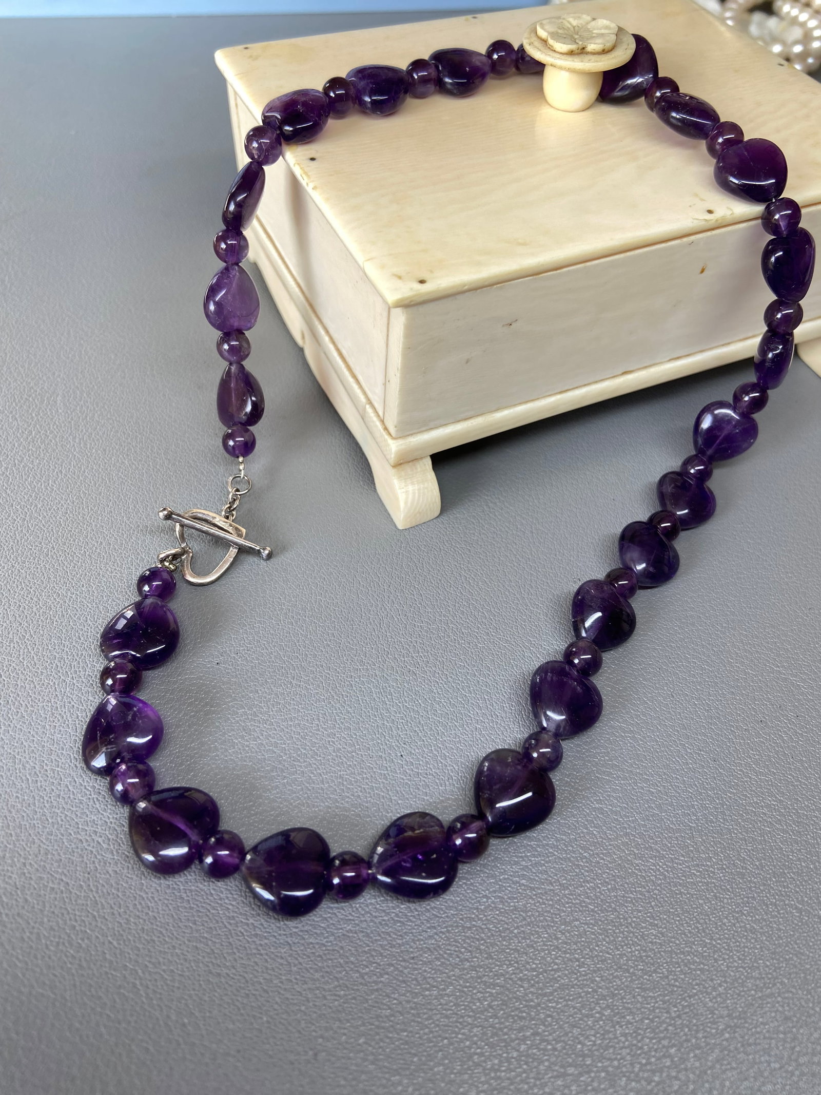 Vintage Royal Purple Amethyst Heart Bead Necklace - 8