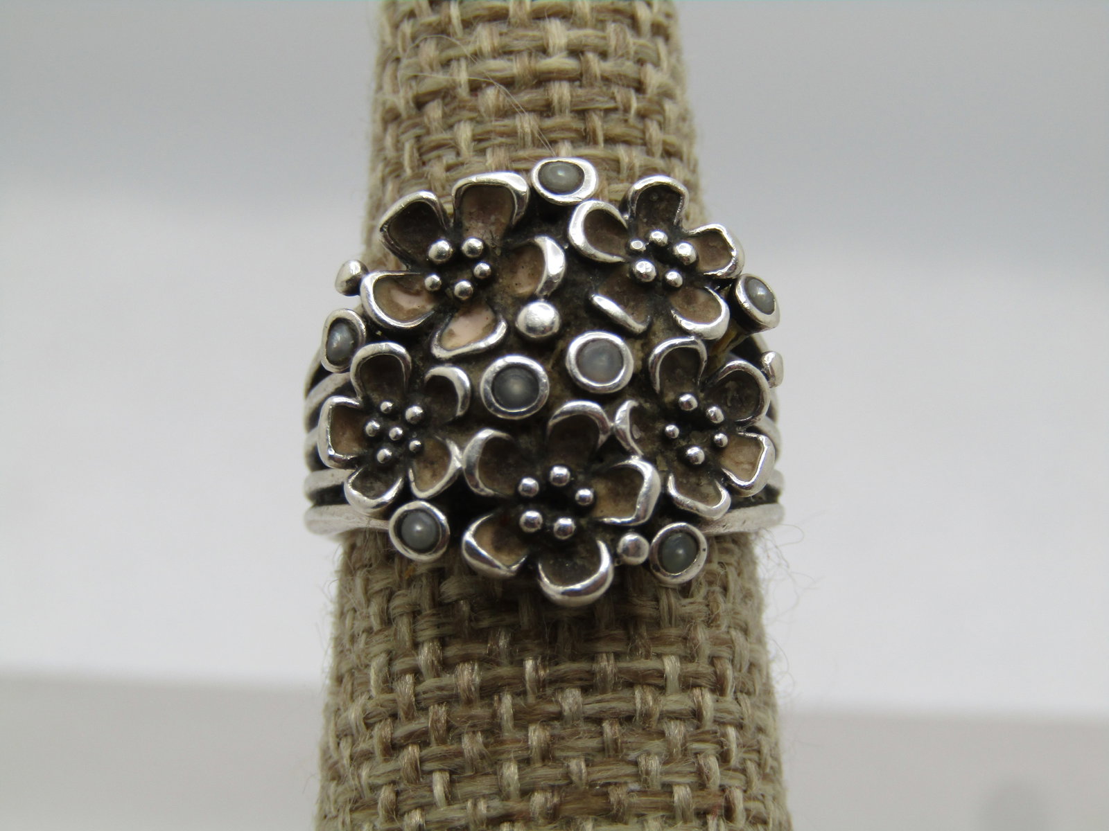Vintage Sterling Floral ring, Sz. 5.25, Danish Modernish Algot Enevoldsen, 1950's: Title:Vintage Sterling Floral ring, Sz. 5.25, Danish Modernish Algot Enevoldsen, 1950's Description:Vintage Sterling Floral ring, Sz. 5.25, Danish Modernish Algot Enevoldsen, 1950's. Five bands