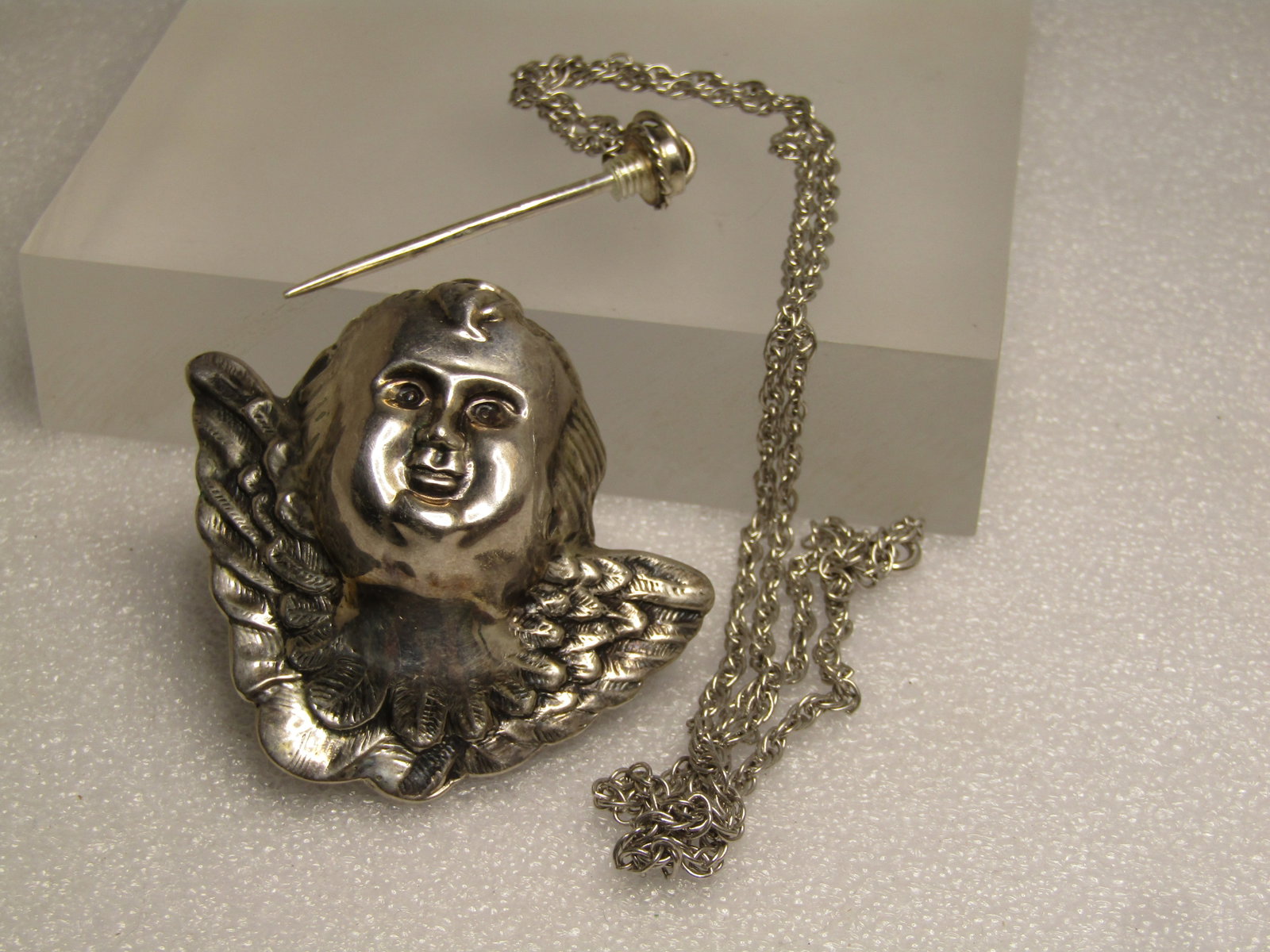 Vintage Sterling Silver Cherub Head Bottle Pendant/Necklace Signed NYCO, 1970's: Title:Vintage Sterling Silver Cherub Head Bottle Pendant/Necklace Signed NYCO, 1970's Description:Vintage Sterling Silver Cherub Head Bottle Pendant/Necklace Signed NYCO, 1970's. This is a large 3-D
