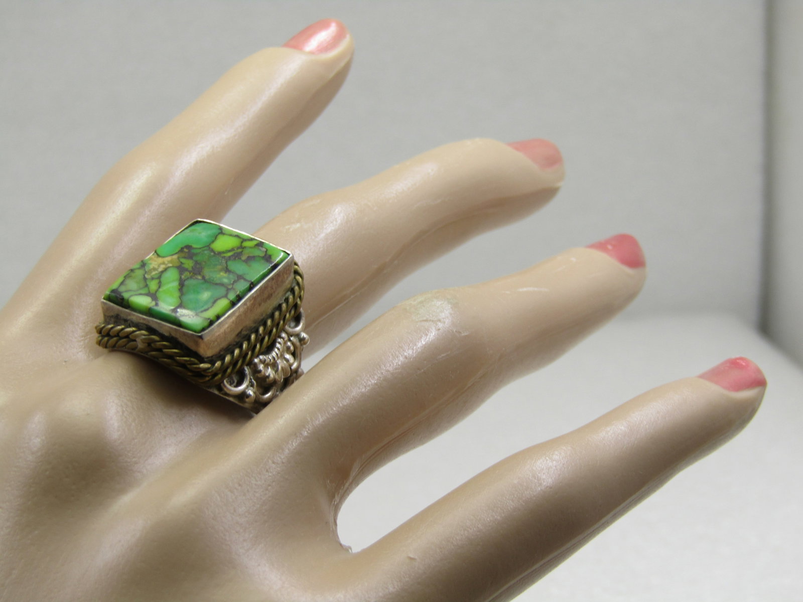 Vintage Sterling Southwestern Green Turquoise Men's Ring, Sz. 9.5 Unisex - 8