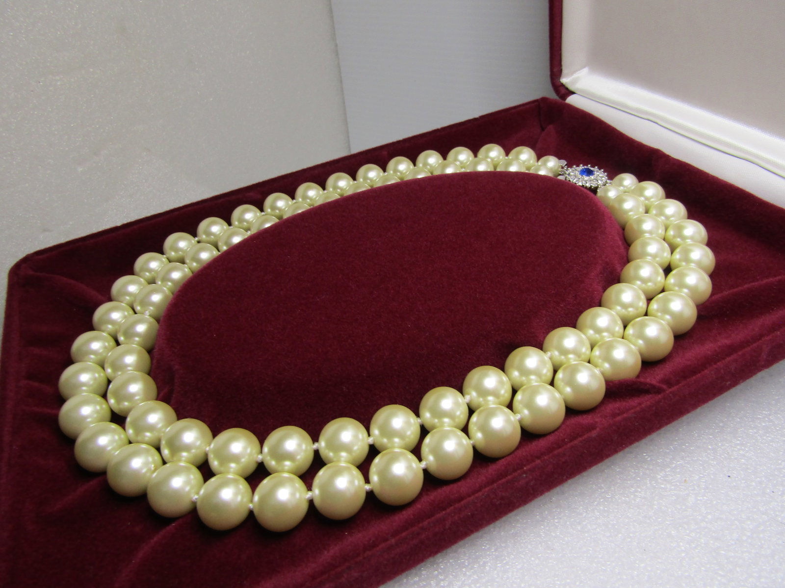 JBK Camrose and Kross Pearl Necklace, Double Strand, Rhinestone Box Clasp, 1980's, 18" - 3