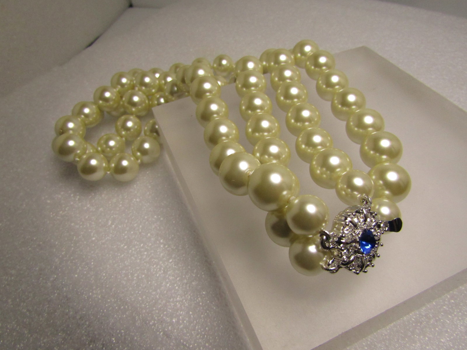 JBK Camrose and Kross Pearl Necklace, Double Strand, Rhinestone Box Clasp, 1980's, 18" - 4