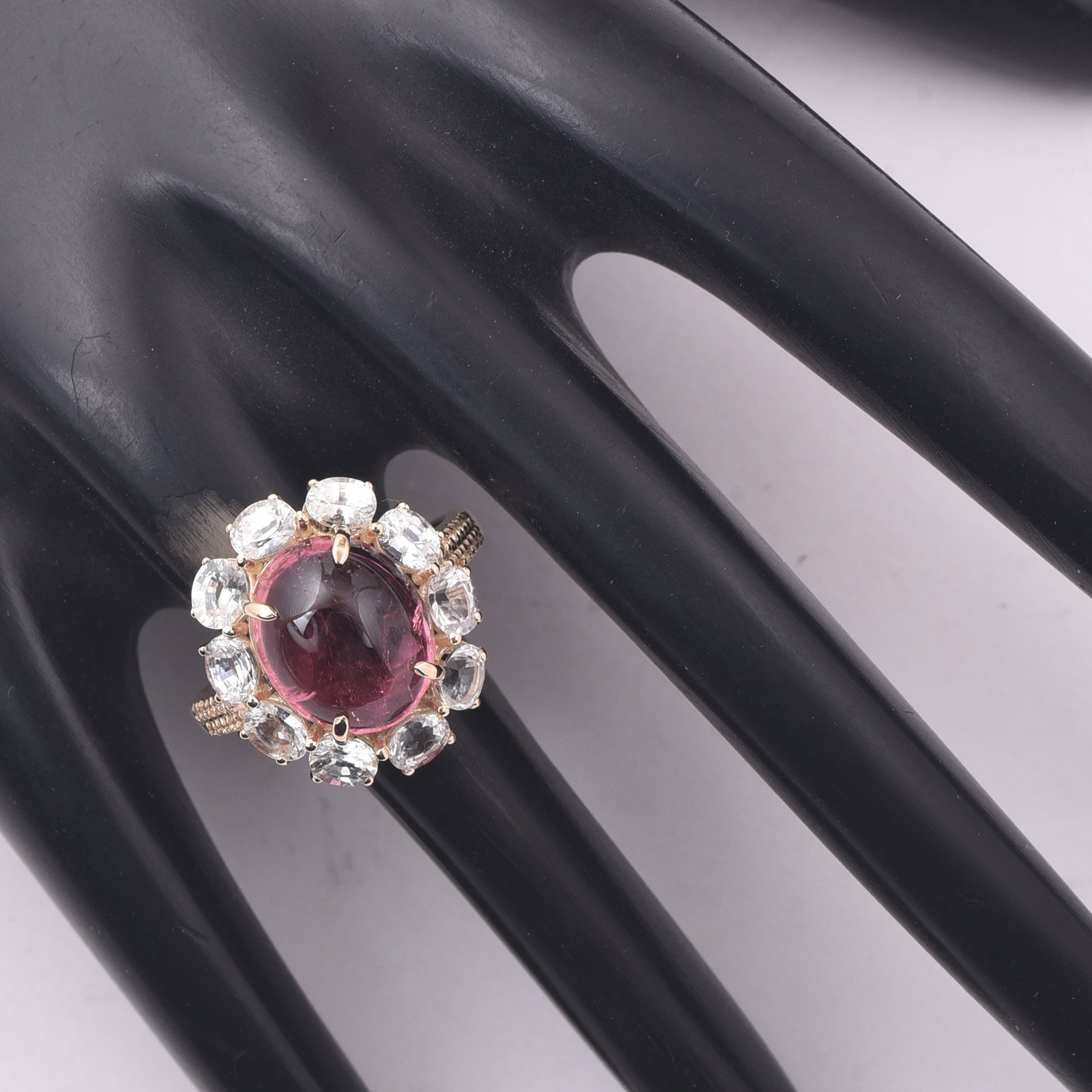 8.10 Ct Oval Tourmaline 9K Gold Ring - 2