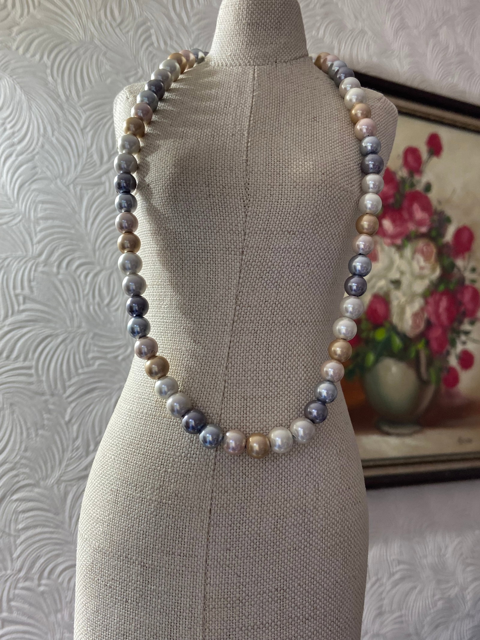 Multi-Color Magnetic Simulated Pearl Necklace - 6