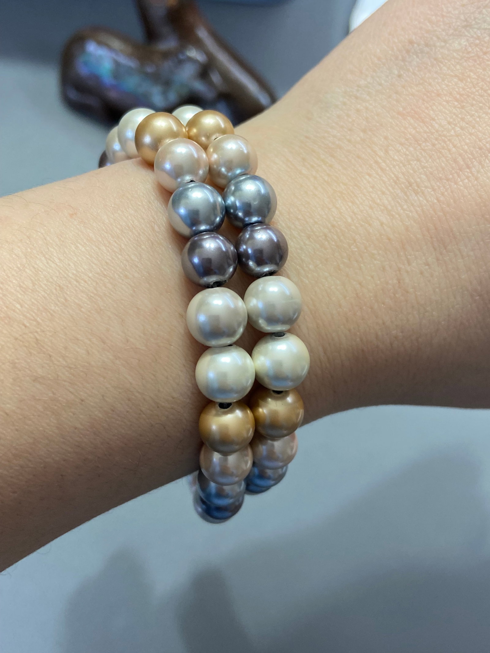 Multi-Color Magnetic Simulated Pearl Necklace - 8