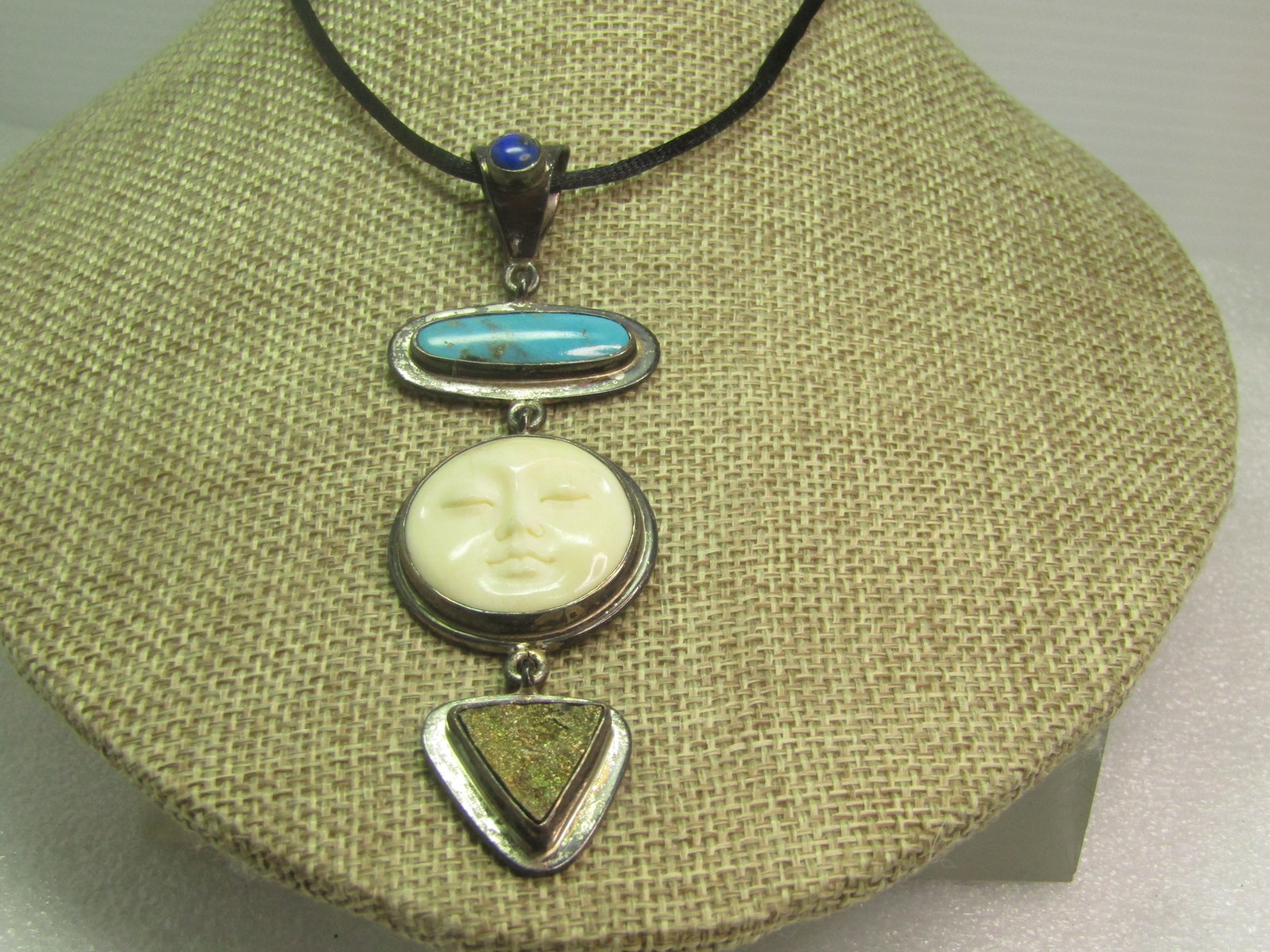 Vintage Sterling Moonface, Turquoise, Lapis Lazuli, Druzy Pendant/Necklace, 17"-19", 1980's: Title:Vintage Sterling Moonface, Turquoise, Lapis Lazuli, Druzy Pendant/Necklace, 17"-19", 1980's Description:Vintage Sterling Moonface, Turquoise, Lapis Lazuli, Druzy Pendant/Necklace, 17"-19", 1980'