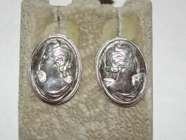 Sterling Silver Art Nouveau Inspired Women's Profile Cameo Earrings: Title:Sterling Silver Art Nouveau Inspired Women's Profile Cameo Earrings Description:These earrings are part of my 5th Collection of all earrings inspired from Georgian Designs all the way up to