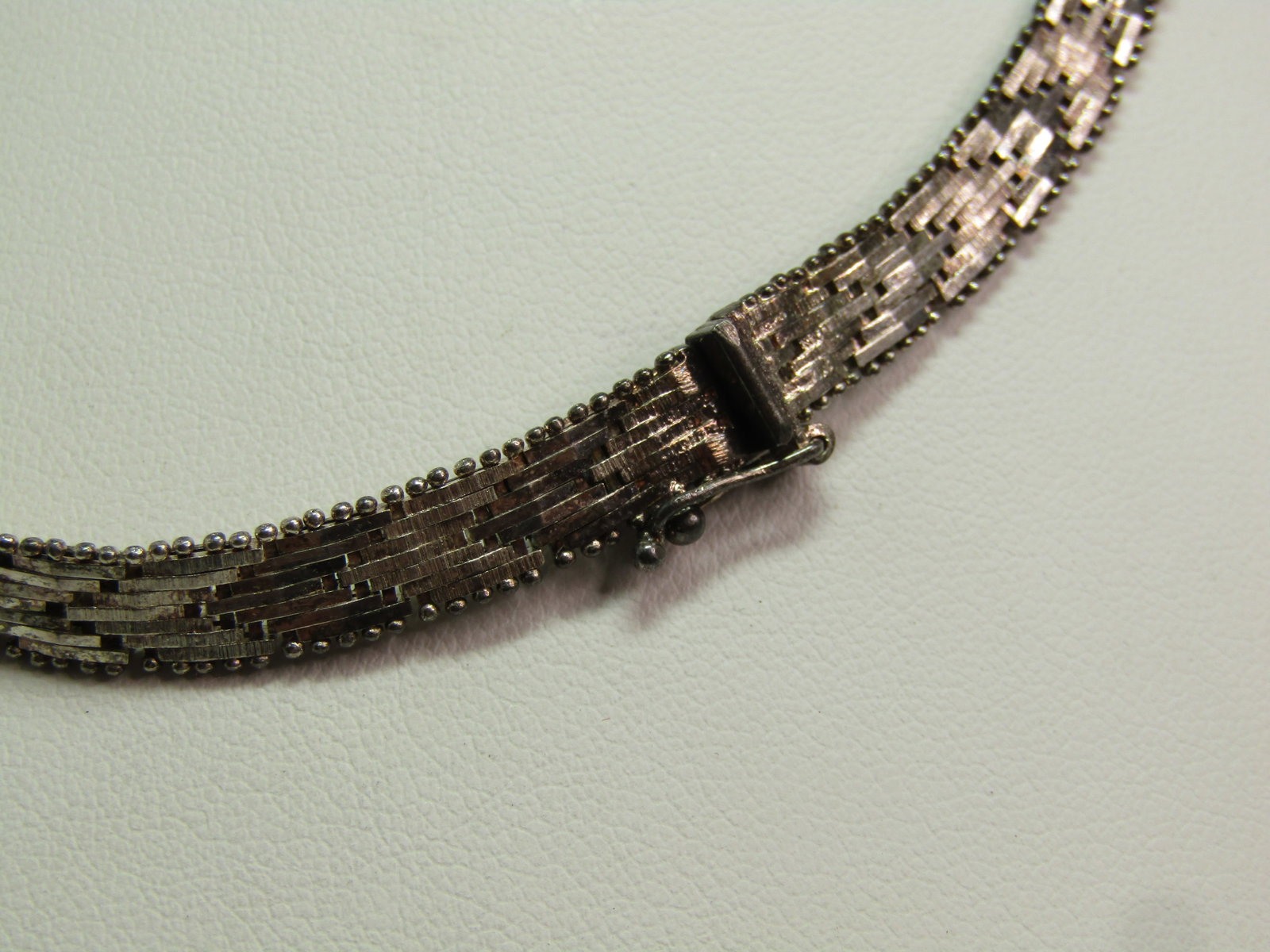 Vintage Sterling Riccio V-Drop Necklace, 18" and 6.5mm wide, Signed IBB, Italy. 1980's-1990's - 4