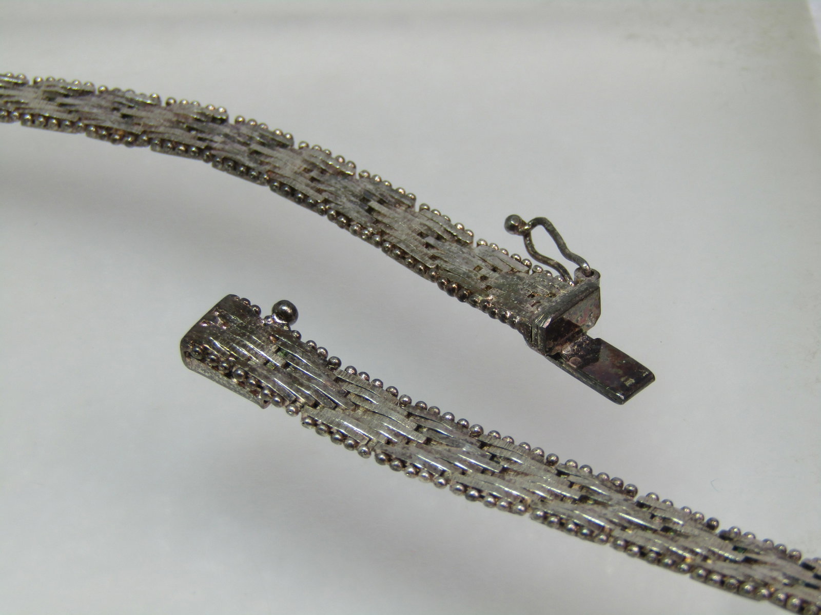 Vintage Sterling Riccio V-Drop Necklace, 18" and 6.5mm wide, Signed IBB, Italy. 1980's-1990's - 5