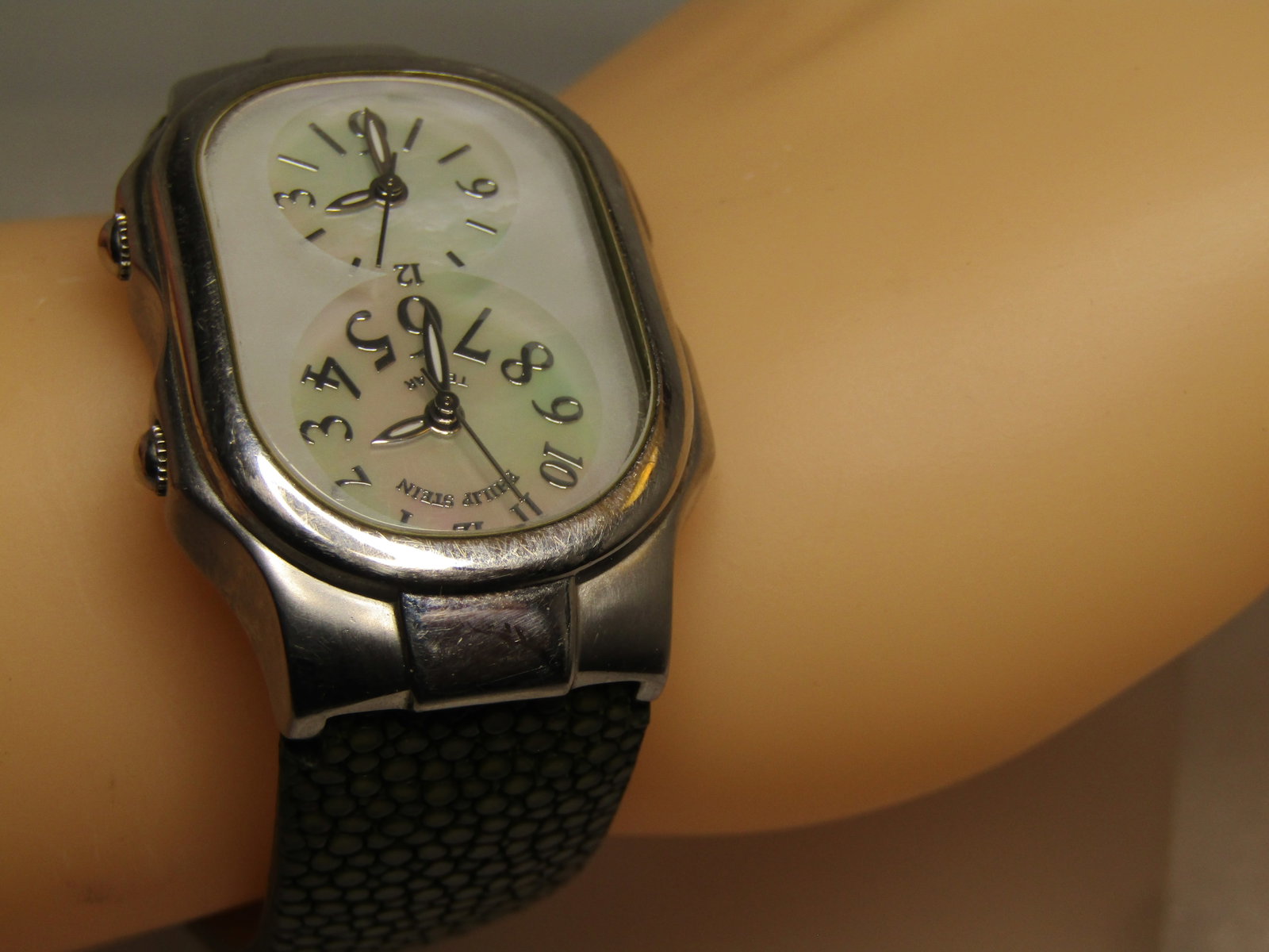 Philip Stein Ladies' Dual Time Teslar Watch, Green Stingray Band, 2002-2010 - 8