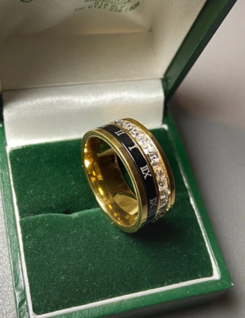 18k gold plated Titanium steel Roman numeral ring lab created Moissanite rotate fidget ring: Title: 18k gold plated Titanium steel Roman numeral ring lab created Moissanite rotate fidget ring Description:18k gold plated Titanium steel Roman numeral ring lab created rectangular Moissanite diam