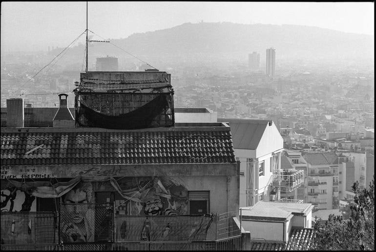 Grafitti, Telef?rico De Barcelona, Spain - Silver Gelatin Photograph: Title: Grafitti, Telef?rico De Barcelona, Spain - Silver Gelatin Photograph Description: Grafitti, Telef?rico de Barcelona, Spain - Silver Gelatin Photograph - Limited Edition of 10 Paul Cooklin Unite
