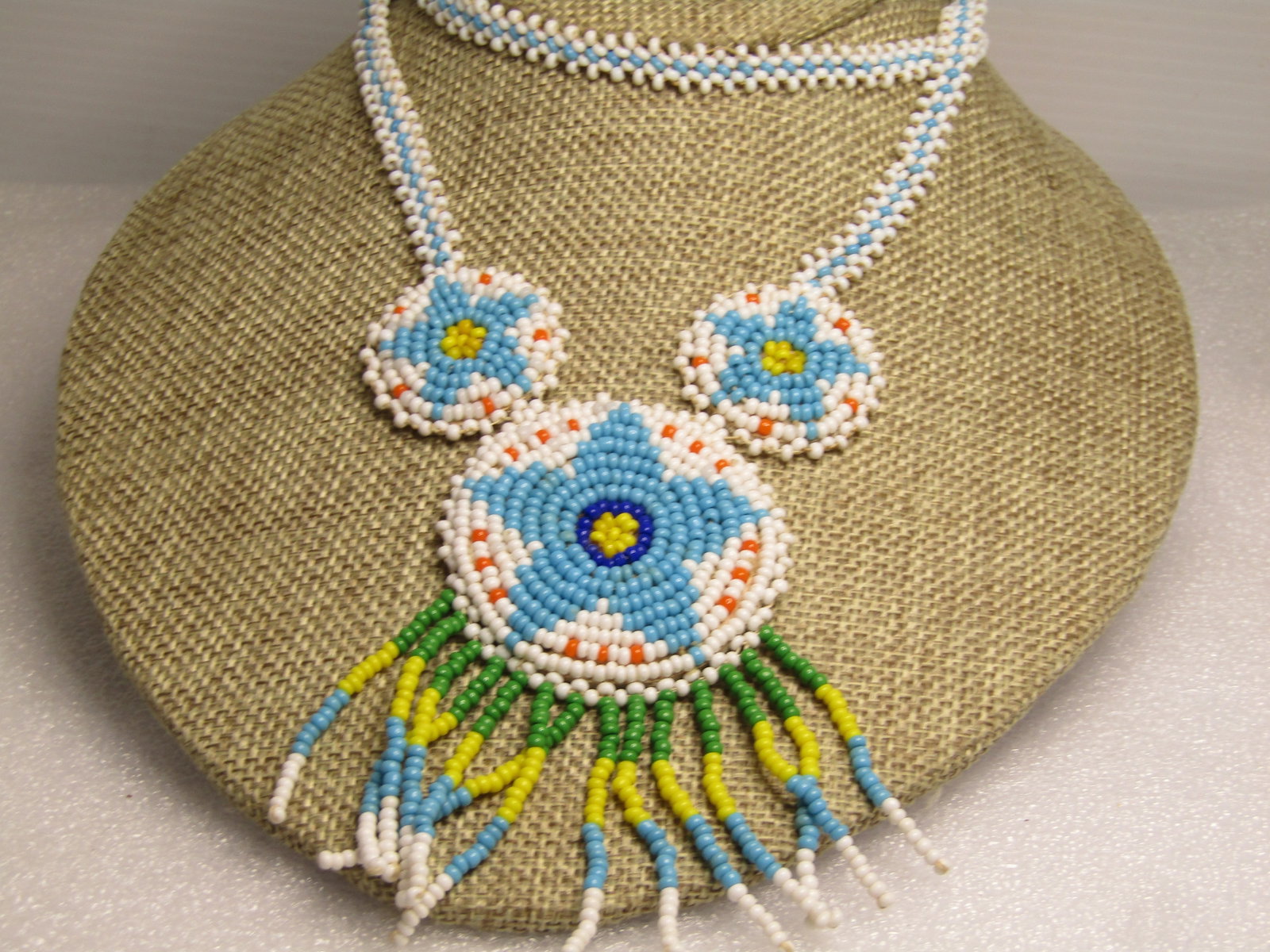 Vintage Southwestern Star Woven Necklace, 22", Glass Seed Beads, 1970's-1990's: Title: Vintage Southwestern Star Woven Necklace, 22", Glass Seed Beads, 1970's-1990's Description: Vintage Southwestern Star Woven Necklace, 22", Glass Seed Beads, 1970's-1990's. The back of the three