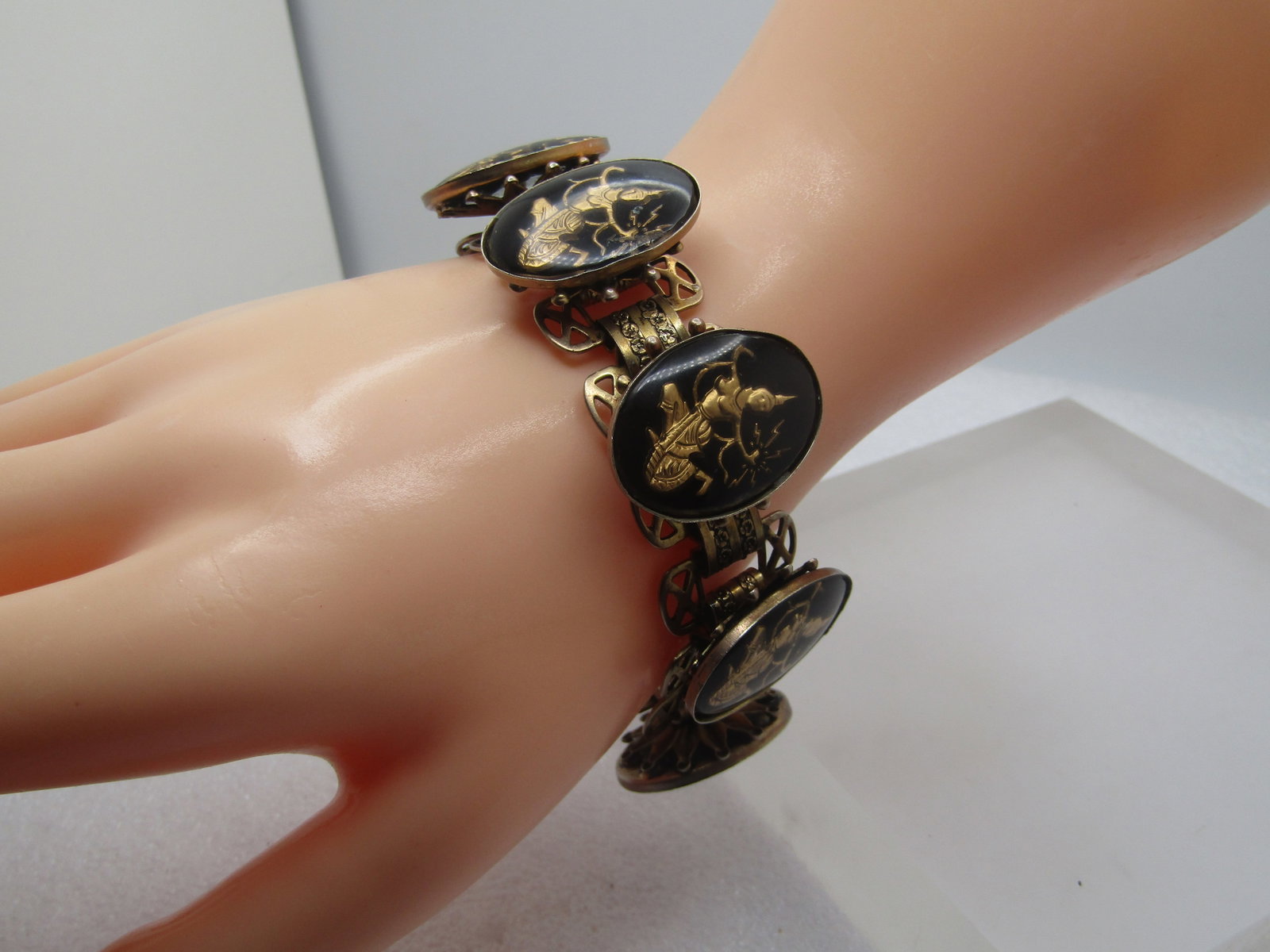 Vintage Siam Goddess Bradelet & Earrings Screwback, 7.5", 1950's, Book Link/Panel - 2