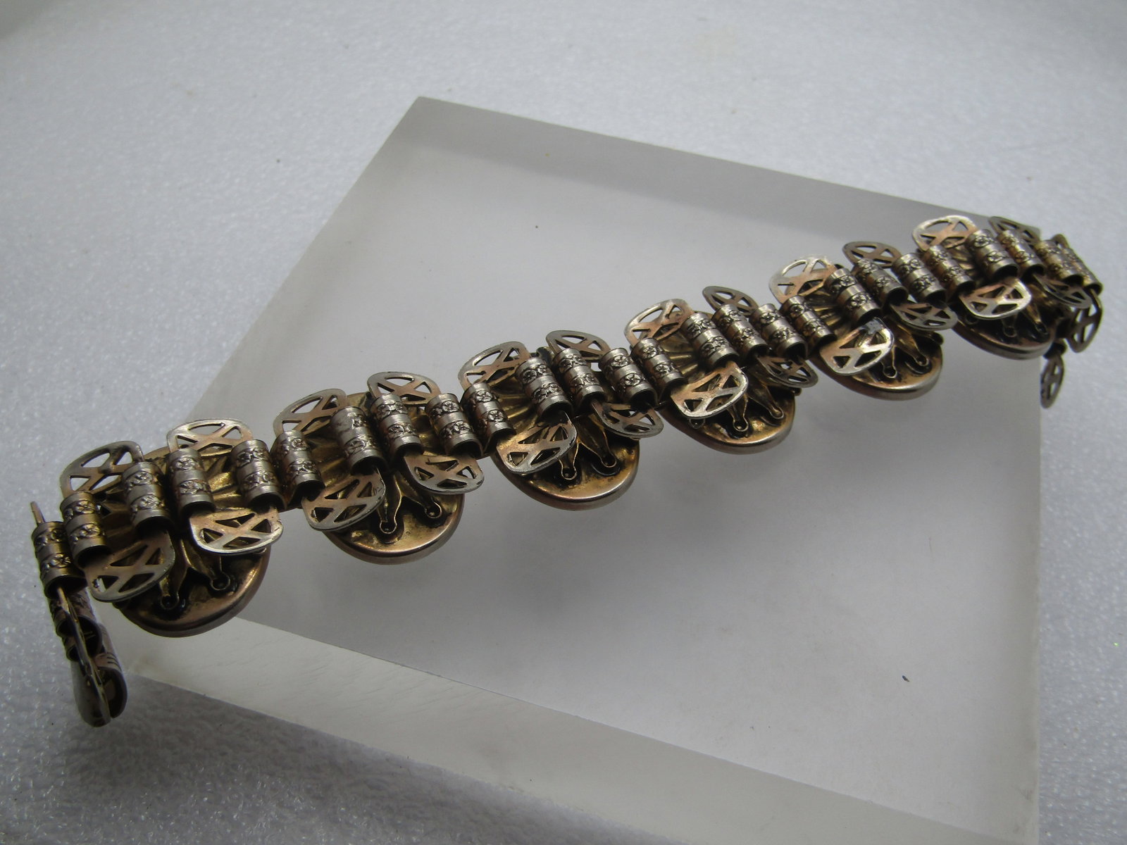 Vintage Siam Goddess Bradelet & Earrings Screwback, 7.5", 1950's, Book Link/Panel - 4