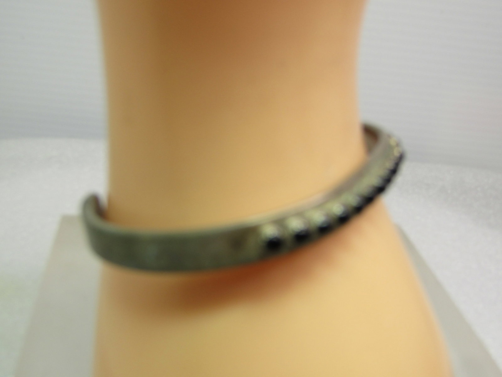 Vintage Sterling Navajo Onyx Cuff Bracelet, 6.5" Signed D. Livingstone, 1980's-1990's - 3