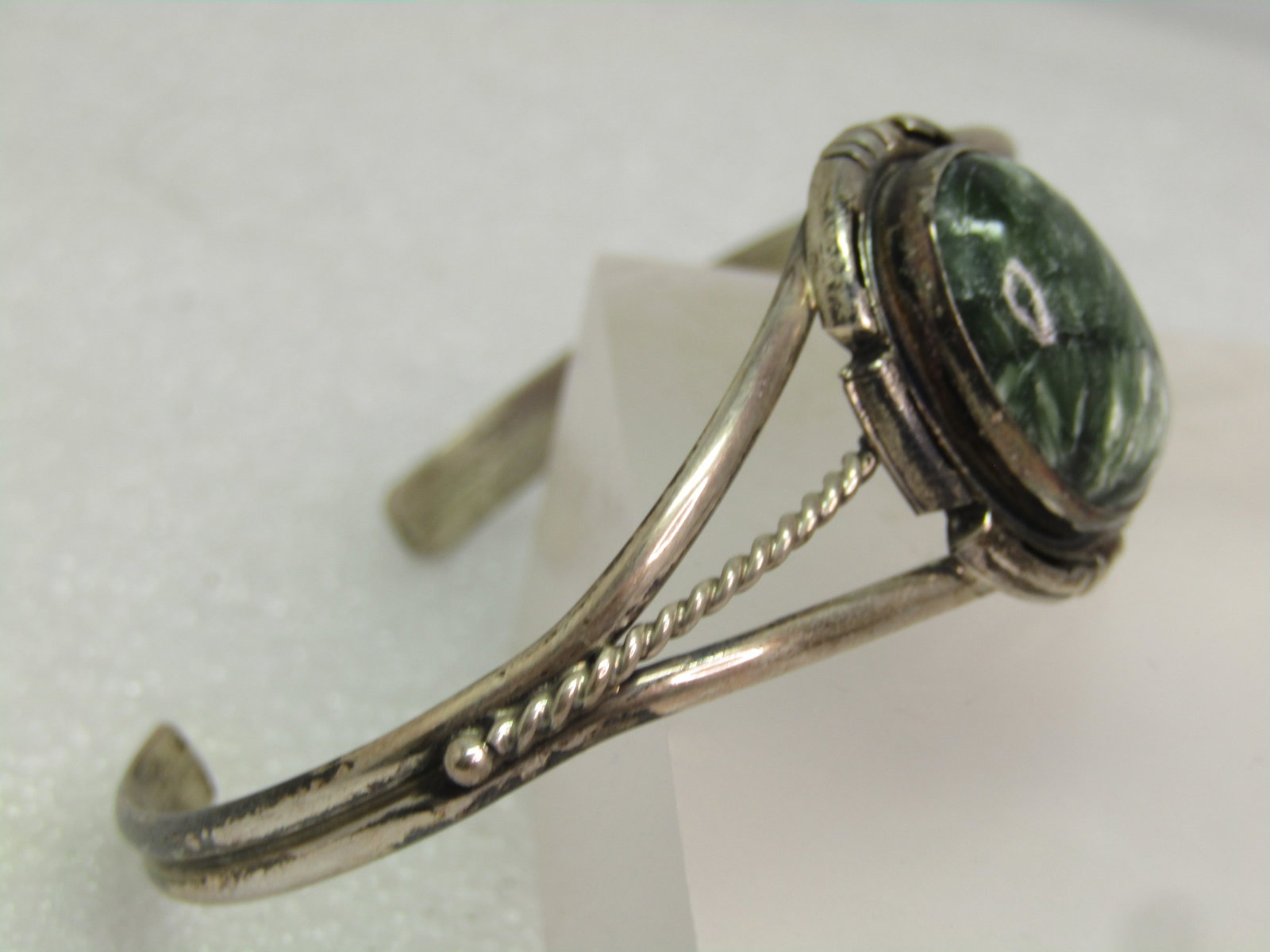 Vintage Sterling Southwestern Cuff Bracelet, Signed E. Jackson, Navajo, 1960's-1970's - 4
