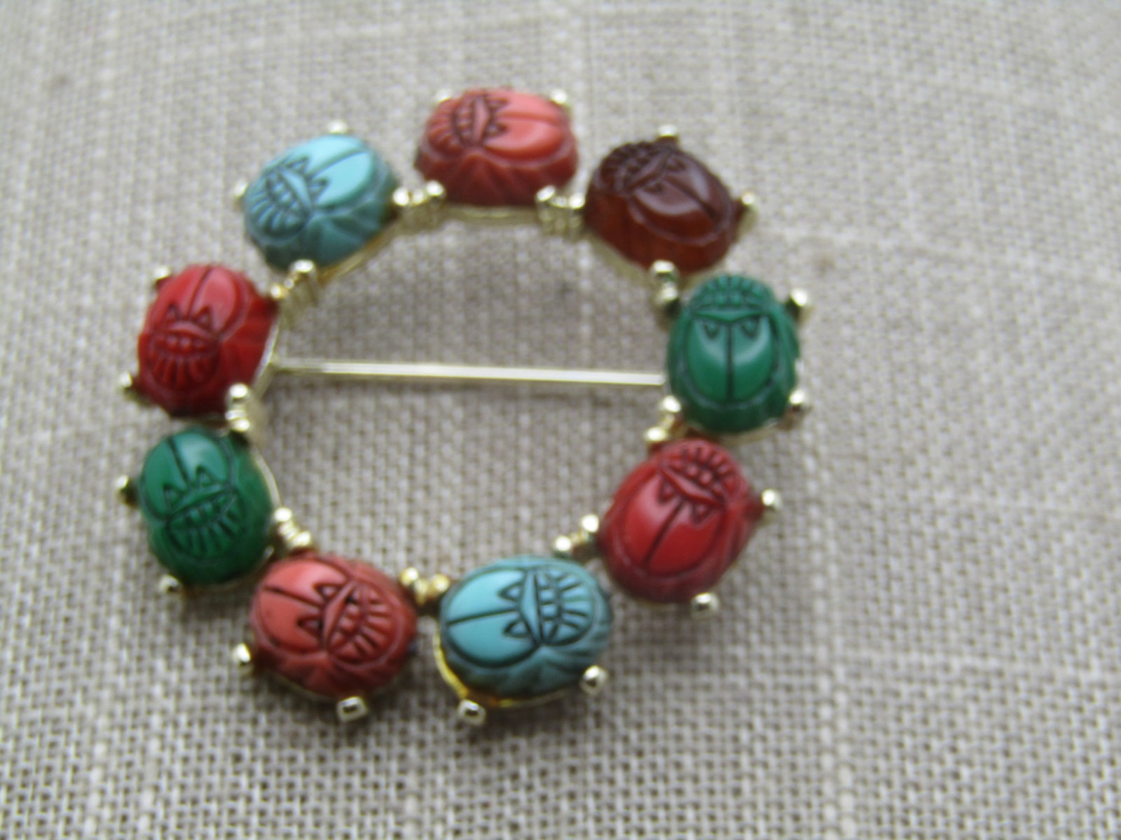 Vintage Simulated Egyptian Scarab Circle Brooch, 1960's-1970's - 2