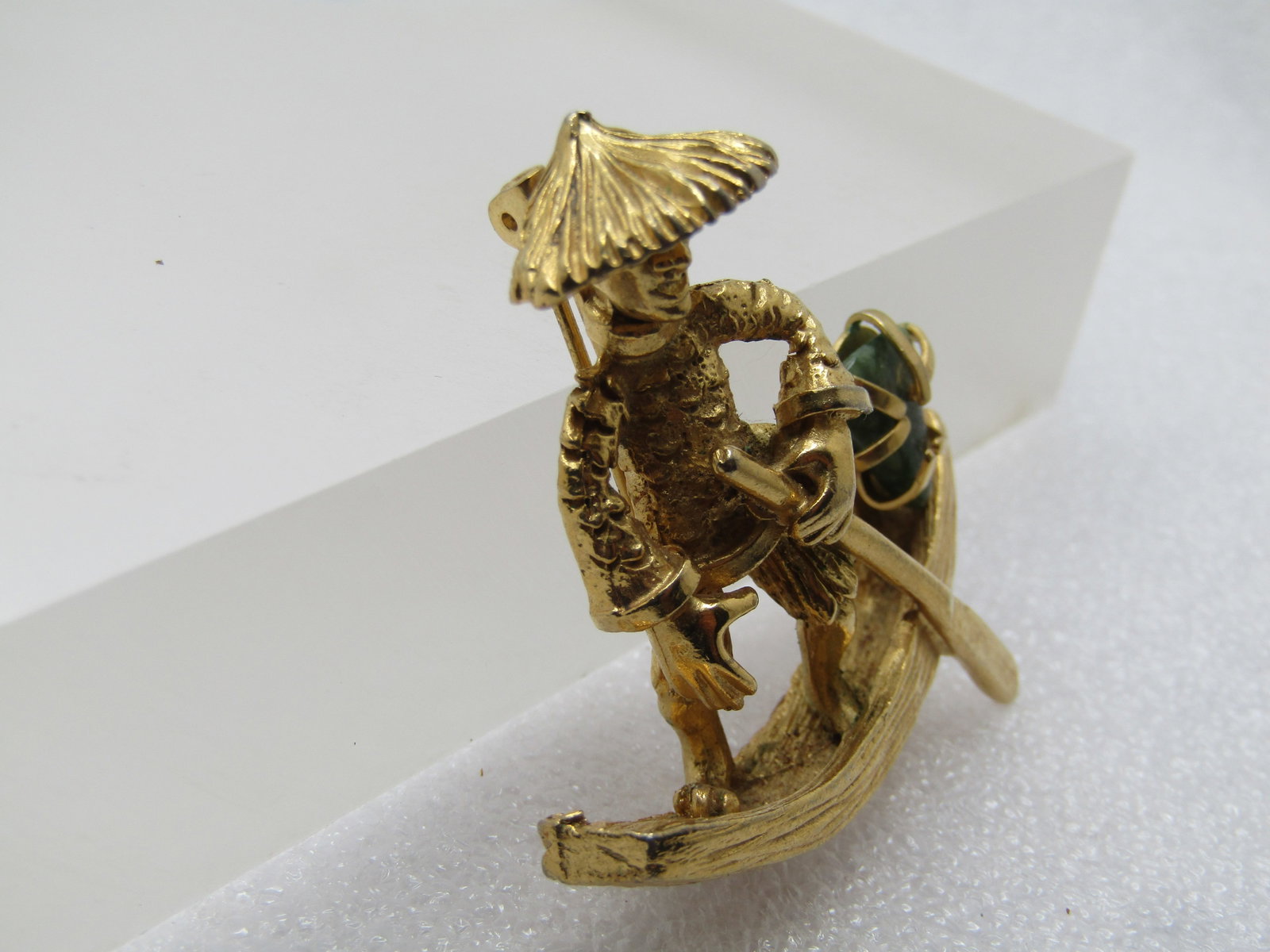 Vintage Chinese Paddle Boat Brooch, With Man, Green Stone, Signed BSK, 1960's - 3