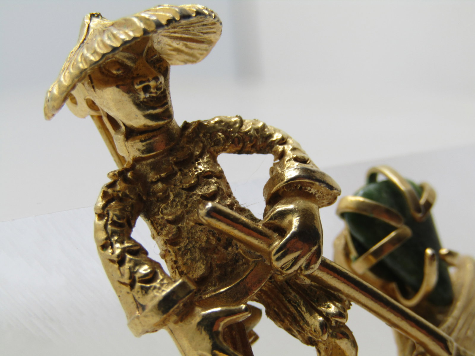 Vintage Chinese Paddle Boat Brooch, With Man, Green Stone, Signed BSK, 1960's - 5