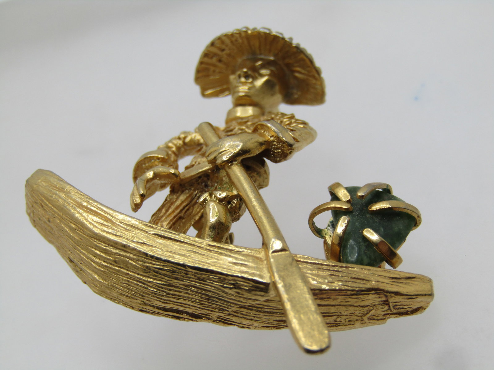 Vintage Chinese Paddle Boat Brooch, With Man, Green Stone, Signed BSK, 1960's - 8