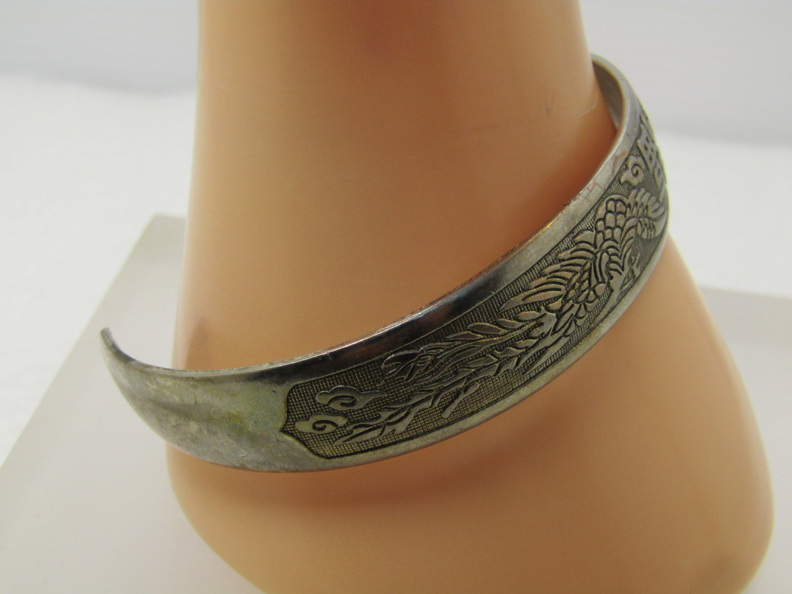 Vintage Chinese Dragon Cuff Bracelet, 8.25", Unisex, 1970's, Signed Chinese Letters - 3
