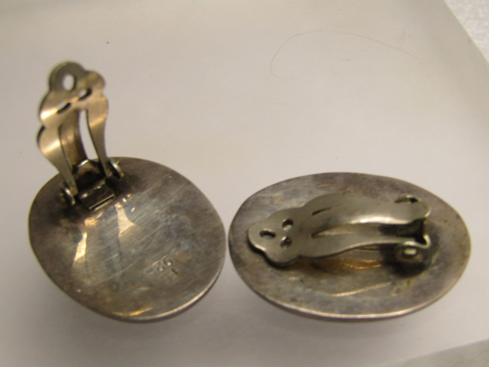 Vintage Sterling Engraved Clip Earrings, Ovals, Signed FC, 1960's, Southwestern Vibe - 5