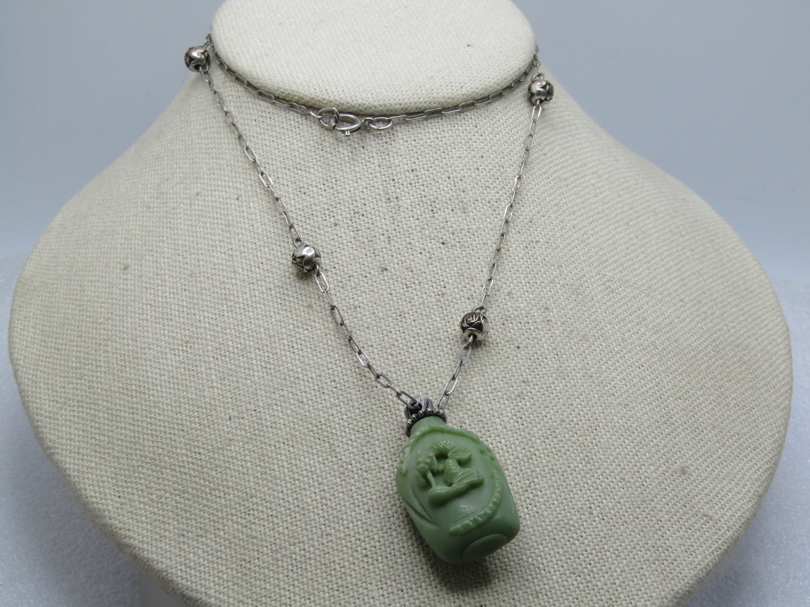 Vintage Hattie Carnegie Snuff Bottle Necklace 24", Rose Beads, 1960's. - 3