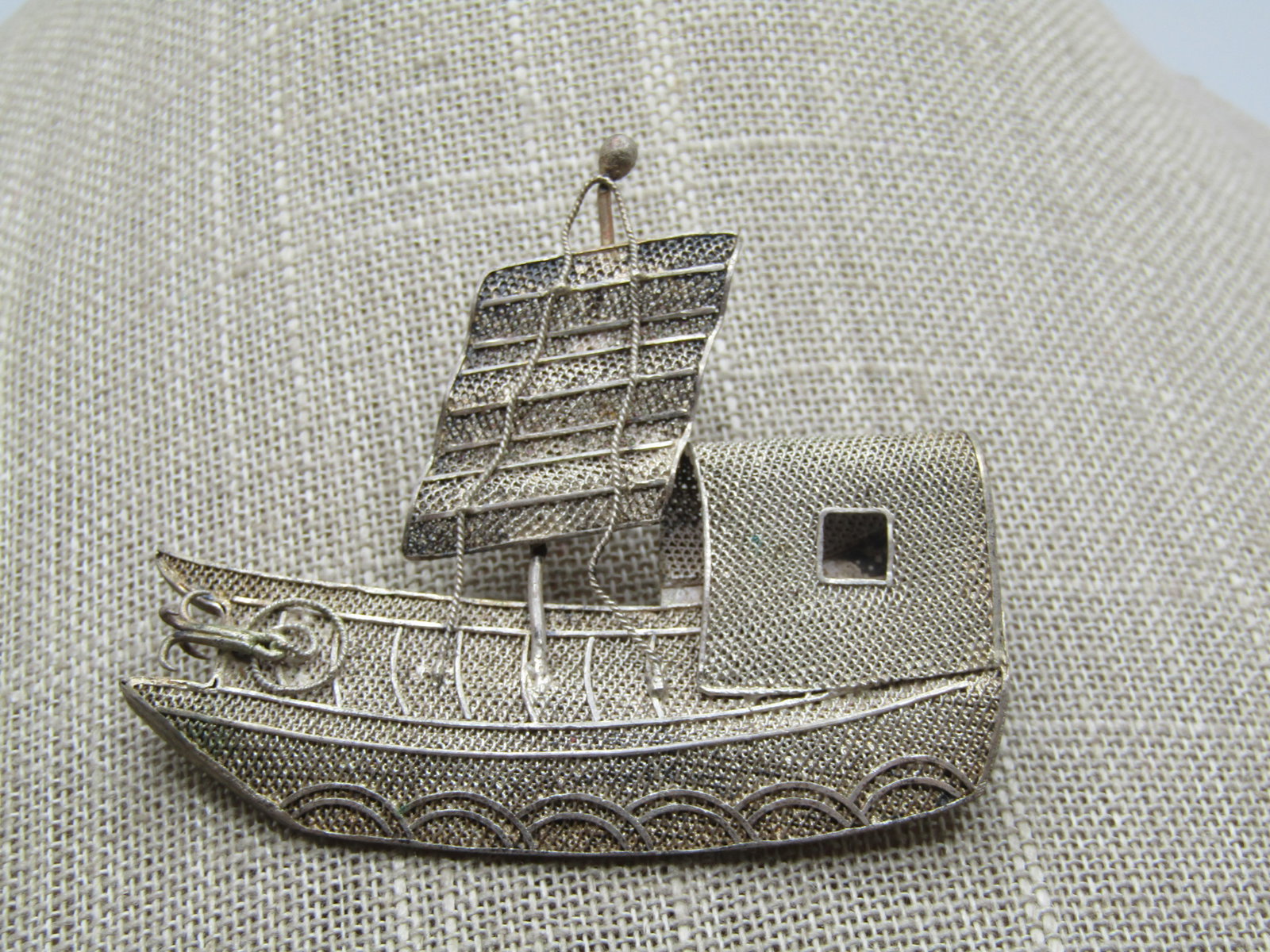 Vintage Chinese Junket Boat Brooch, C-Clasp, Pre Mid Century - 3