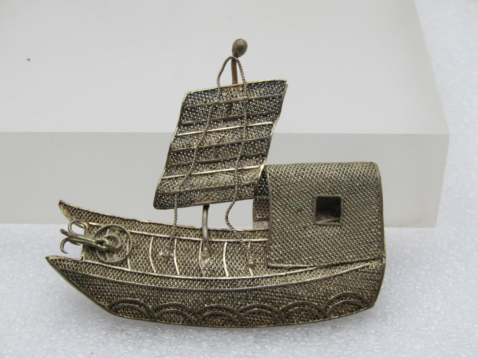 Vintage Chinese Junket Boat Brooch, C-Clasp, Pre Mid Century - 7