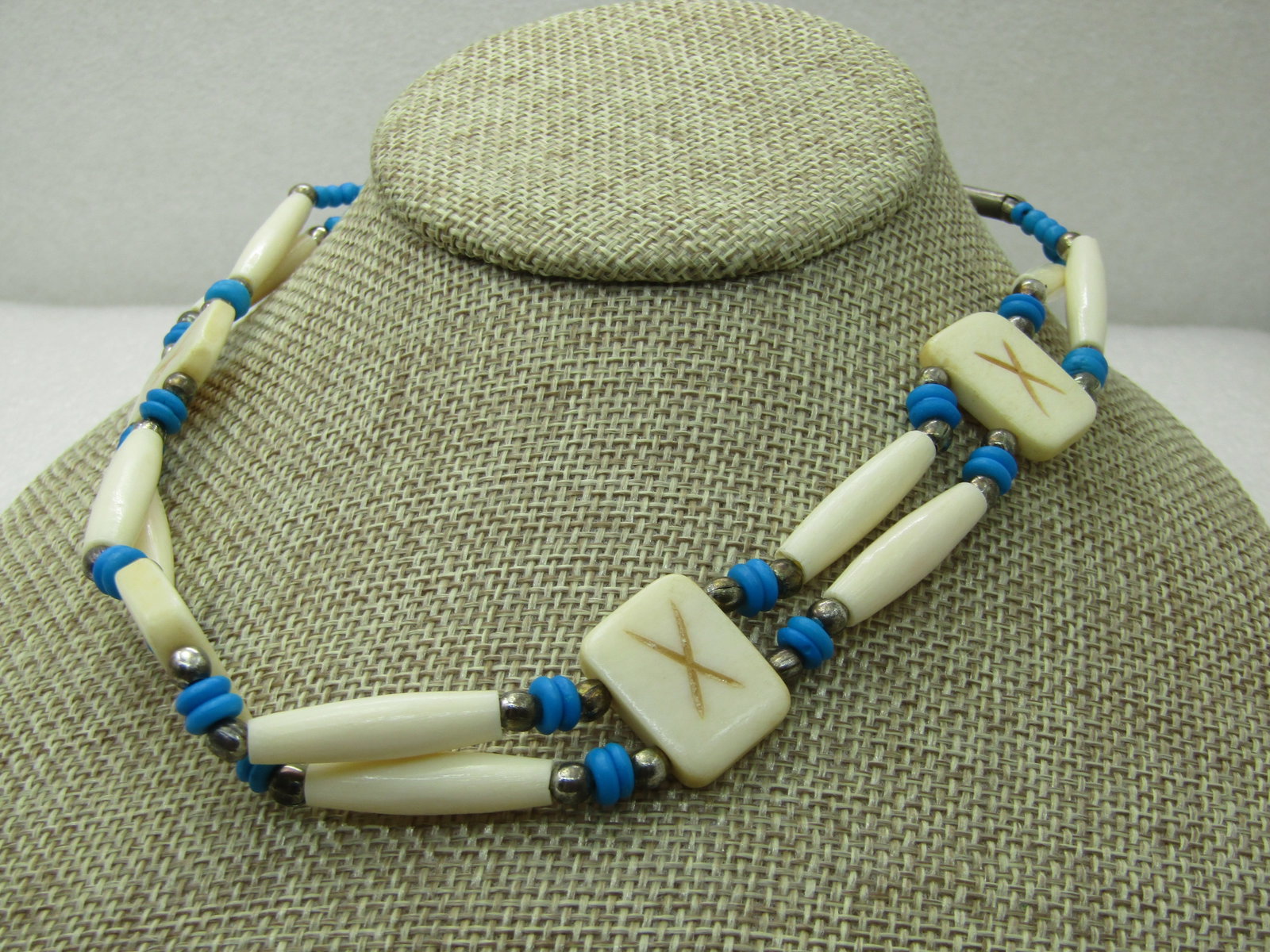 Vintage Costume Warrior Necklace, 32", Unisex, Turquoise & Bone Colored Beads, Black Suede - 2