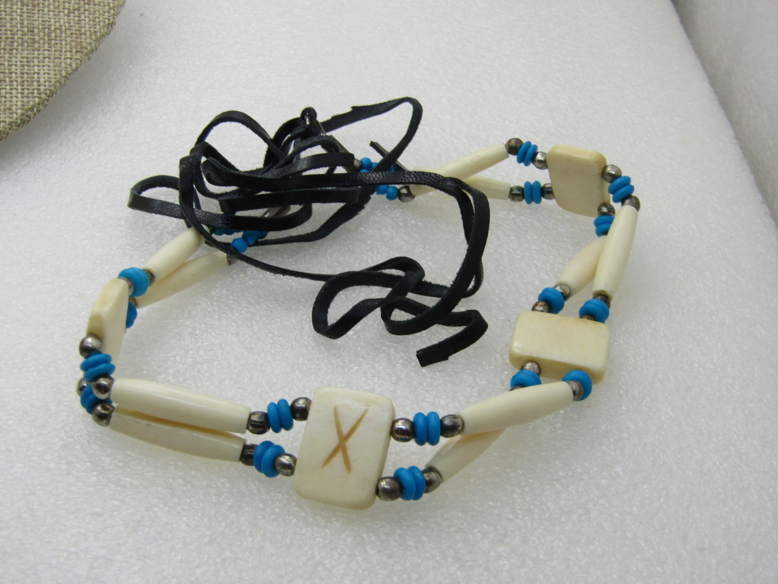 Vintage Costume Warrior Necklace, 32", Unisex, Turquoise & Bone Colored Beads, Black Suede - 4
