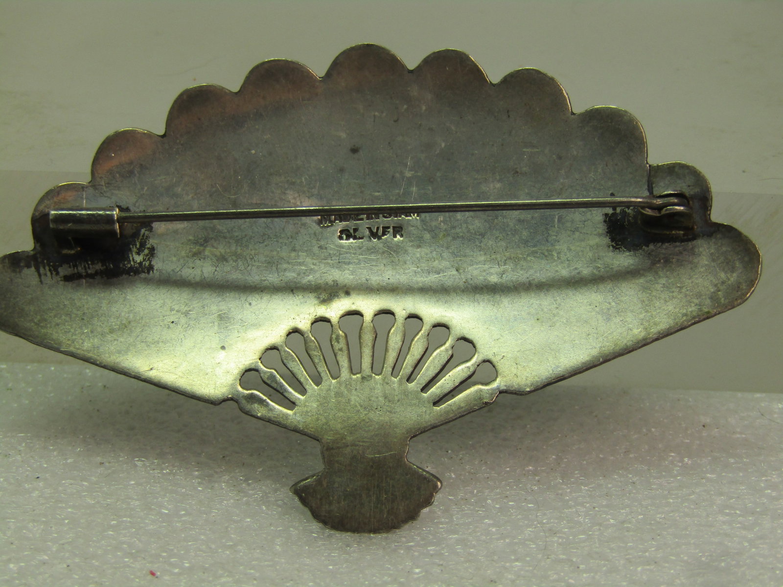 Vintage Siam Goddess Fan Brooch, Wide C-Clasp. 1940's-1950's - 4
