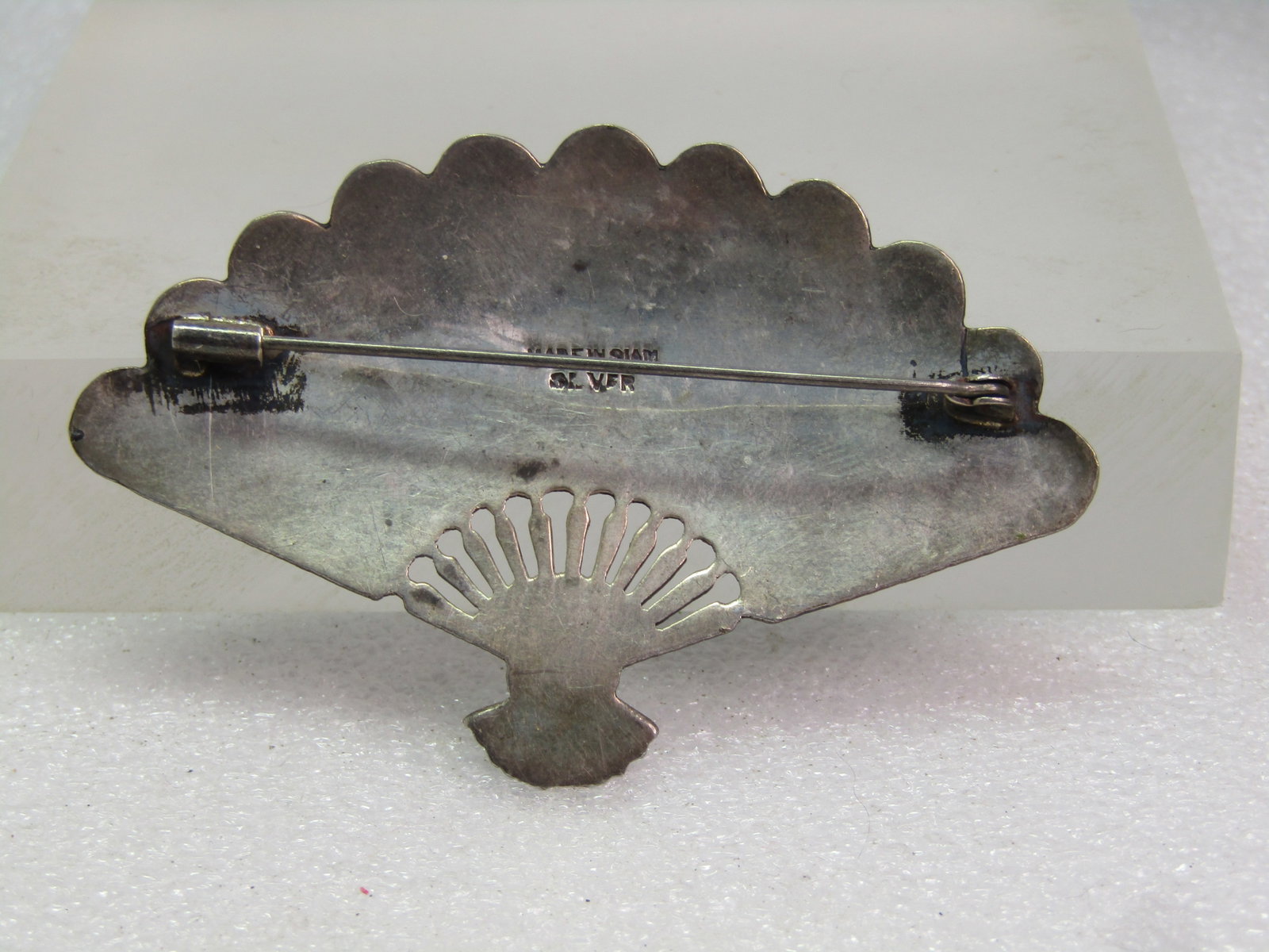 Vintage Siam Goddess Fan Brooch, Wide C-Clasp. 1940's-1950's - 6