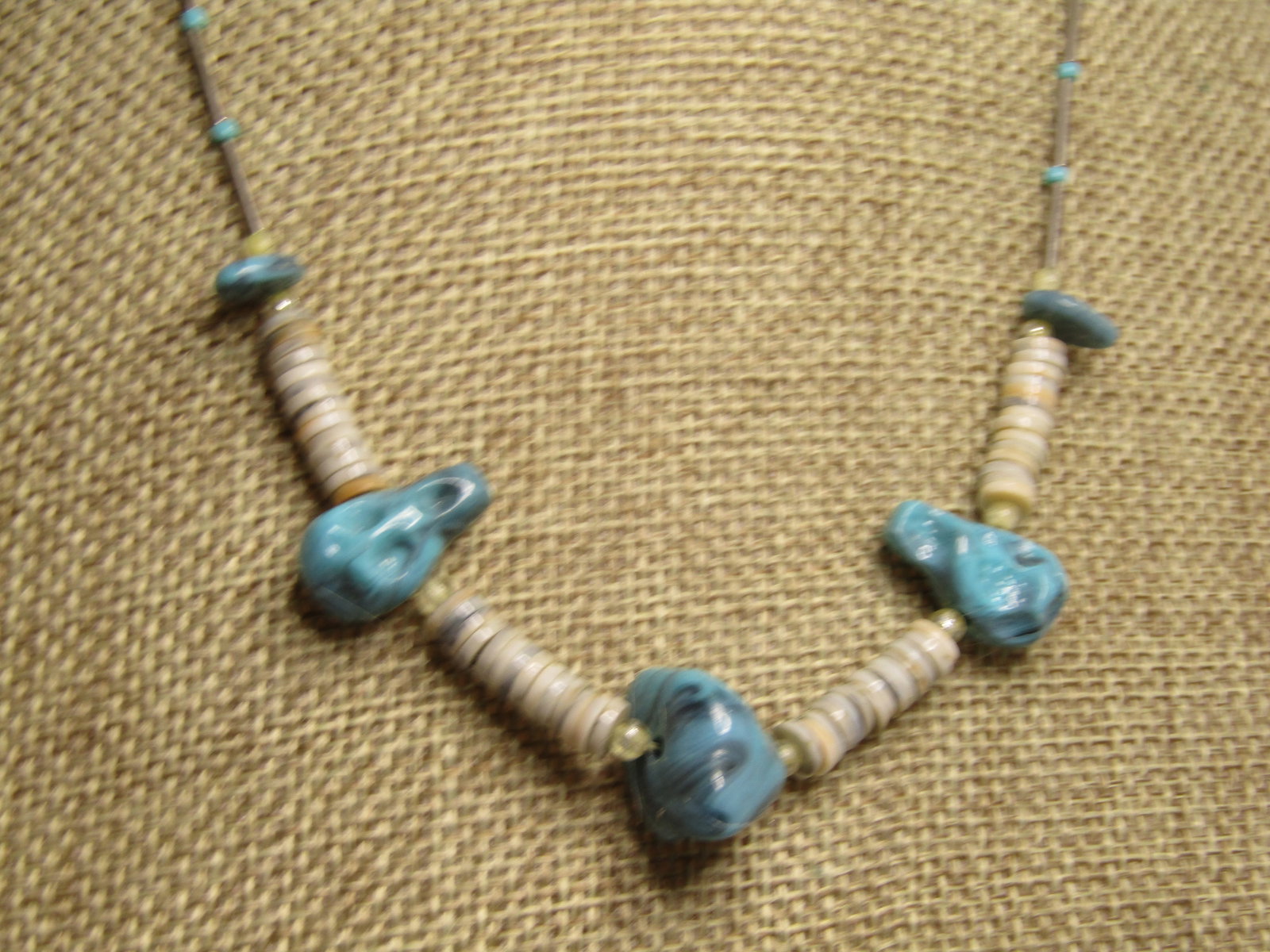 Vintage Faux Southwestern Turquoise Puka Necklace, 16", 1970's - 3