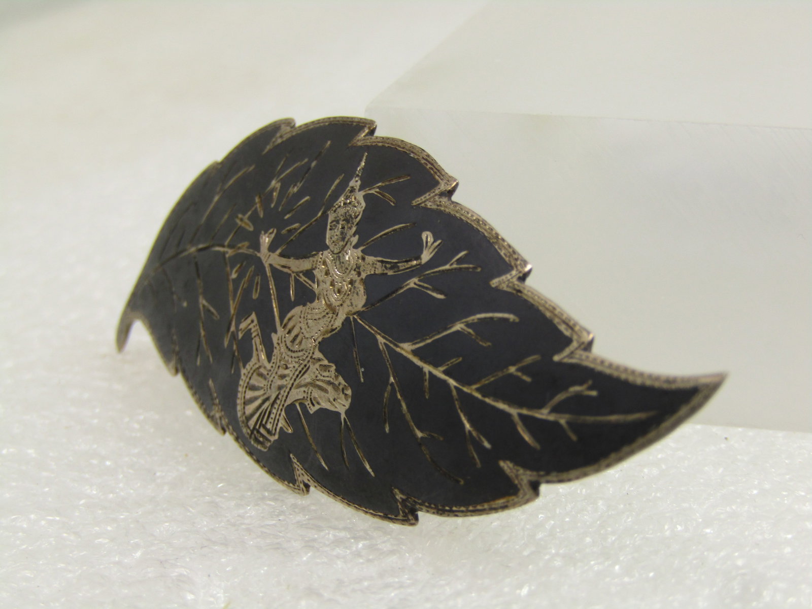Vintage Sterling Enameled Siam Goddess Brooch, Leaf, Mid-Century - 2