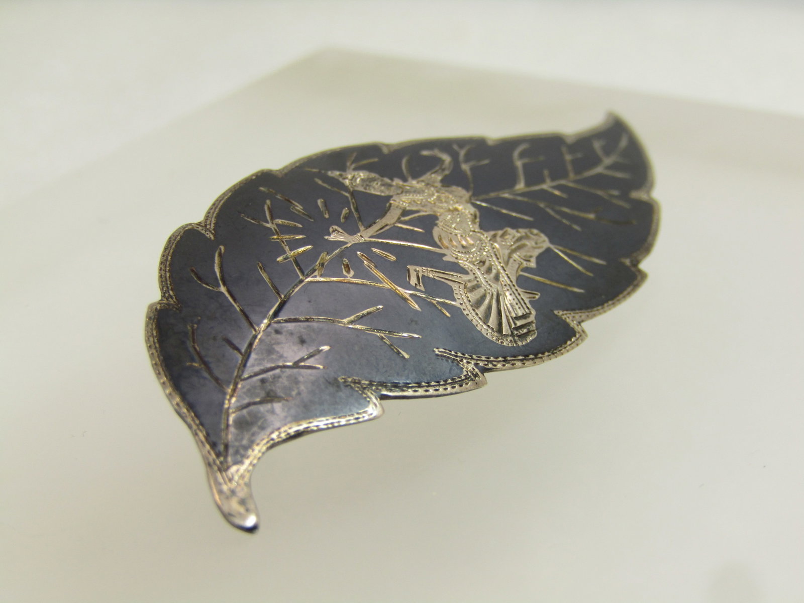 Vintage Sterling Enameled Siam Goddess Brooch, Leaf, Mid-Century - 7
