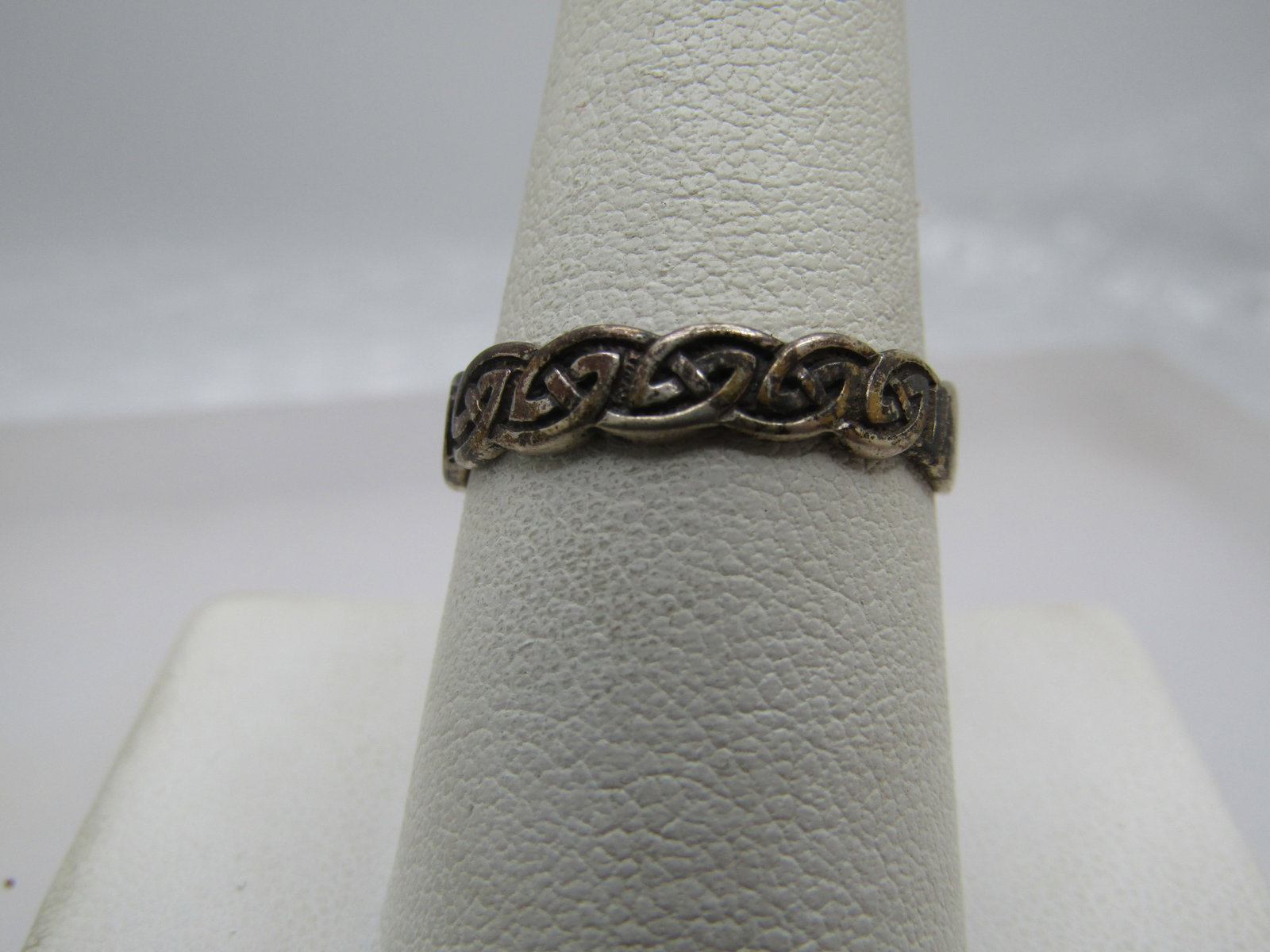 Vintage Celtic Knot Band Ring, Sz. 9, Signed (1 of 6)