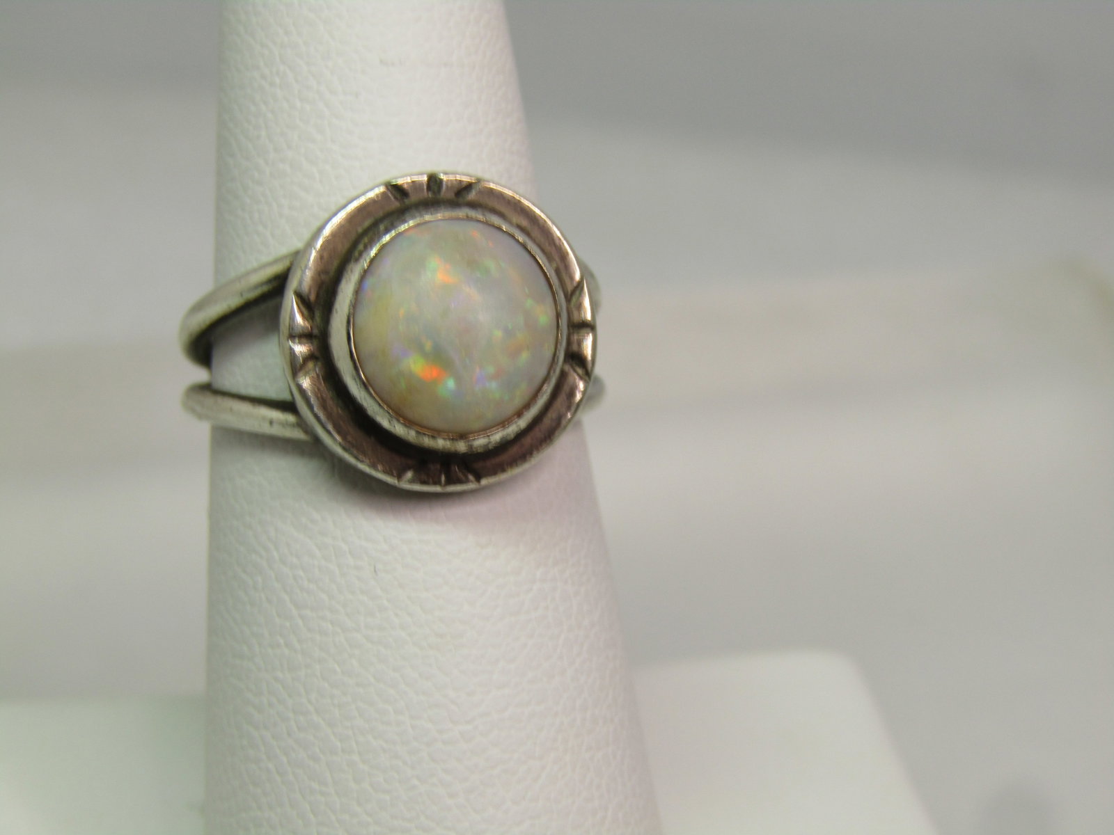 Vintage Sterling Southwestern Opal ring, Sz. 6.5, 1970's: Title: Vintage Sterling Southwestern Opal ring, Sz. 6.5, 1970's Description: Vintage Sterling Southwestern Opal ring, Sz. 6.5, 1970'. This has an appx. 8mm round oval that is bezel-set on a a wider ba