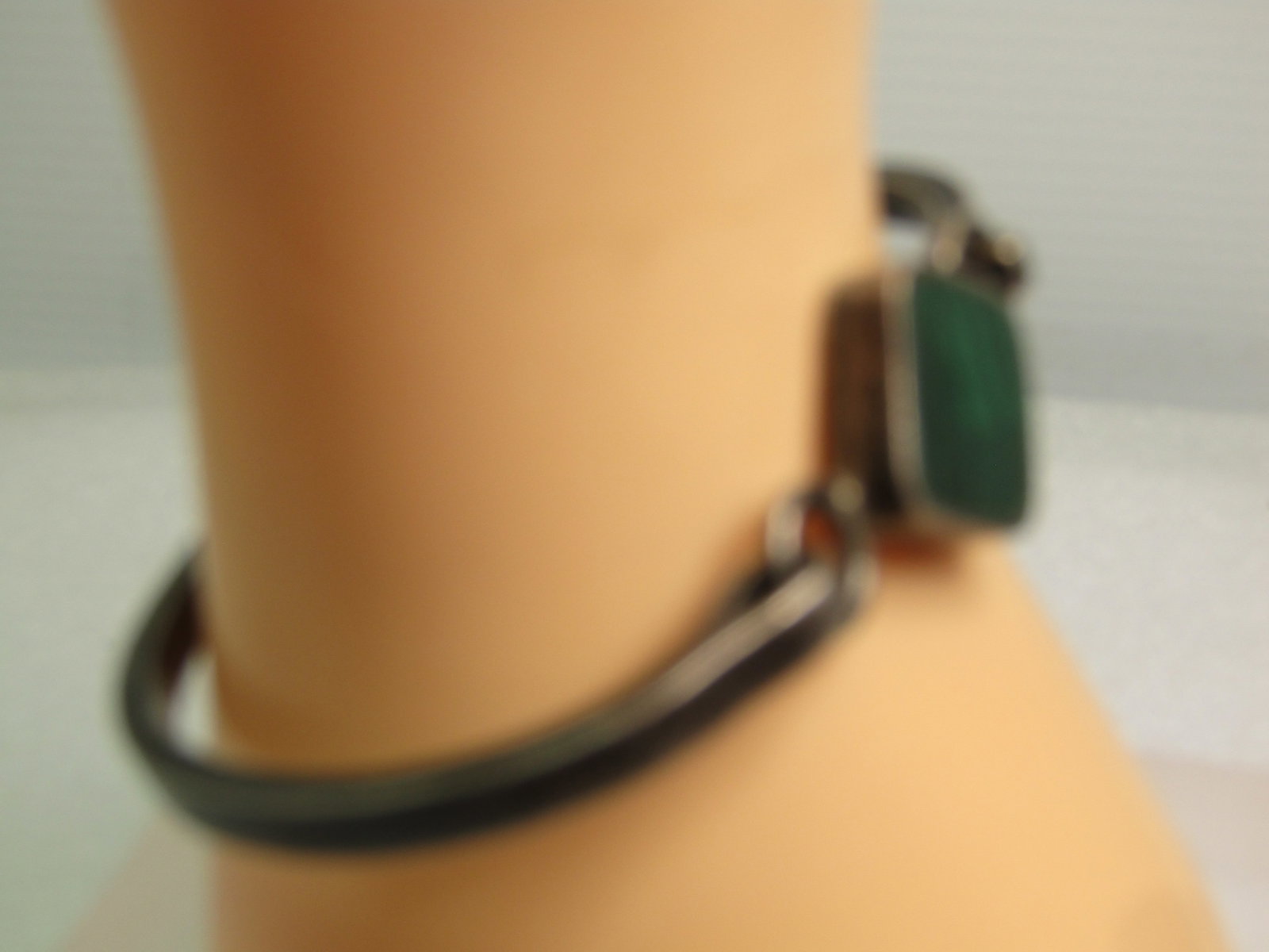Vintage Sterling Malachite Bracelet, Top Close Bangle, Southwestern Vibe, 7", 1970's - 3