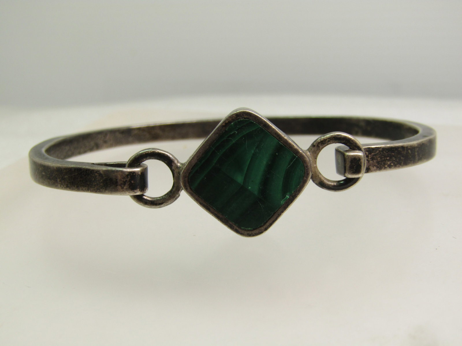 Vintage Sterling Malachite Bracelet, Top Close Bangle, Southwestern Vibe, 7", 1970's - 5