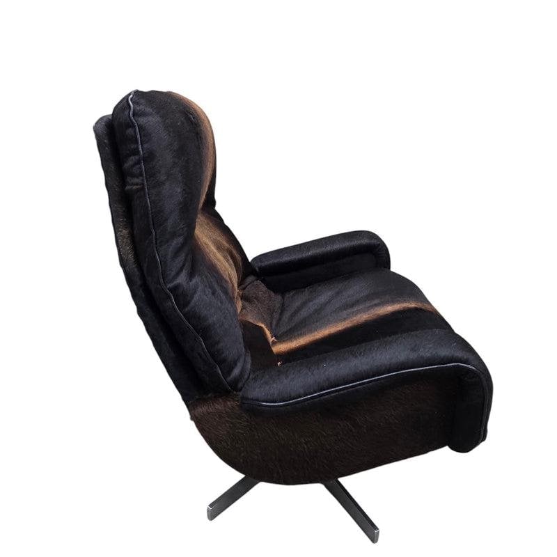 MCM De Sede Lounge Chair and Ottoman Newly Reupholstered - 3