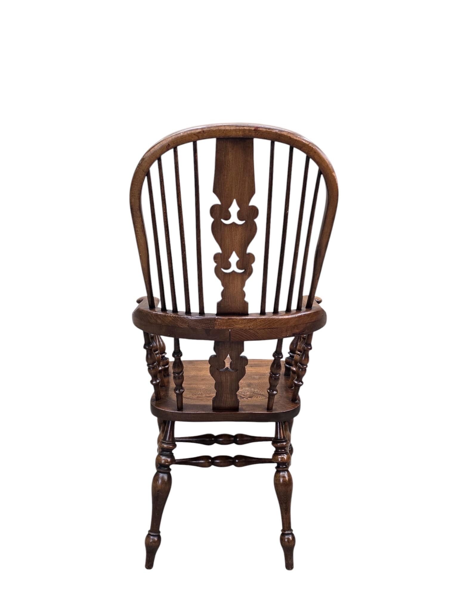 Antique Victorian Quality Yew Wood Broad Arm Windsor Chair - 3